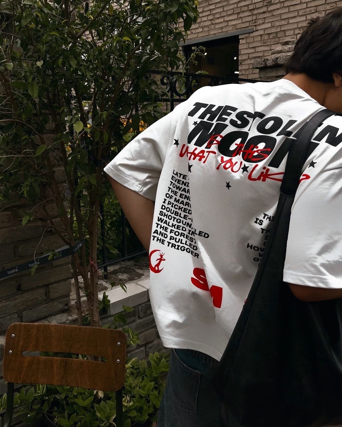 THESTOLEN MOON White oversized Tshirt