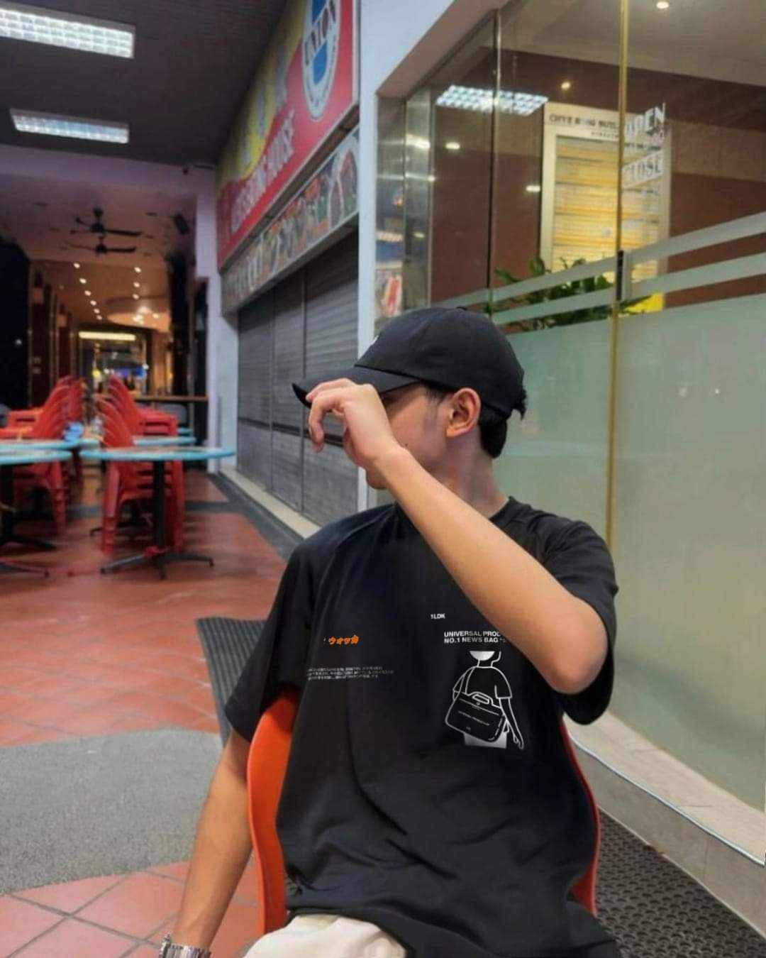 Black bag tshirt