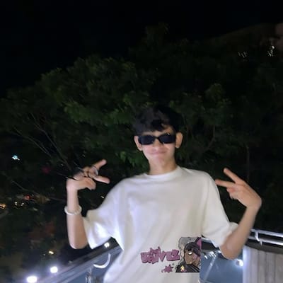 White oversized t-shirt -Divaze_img_1