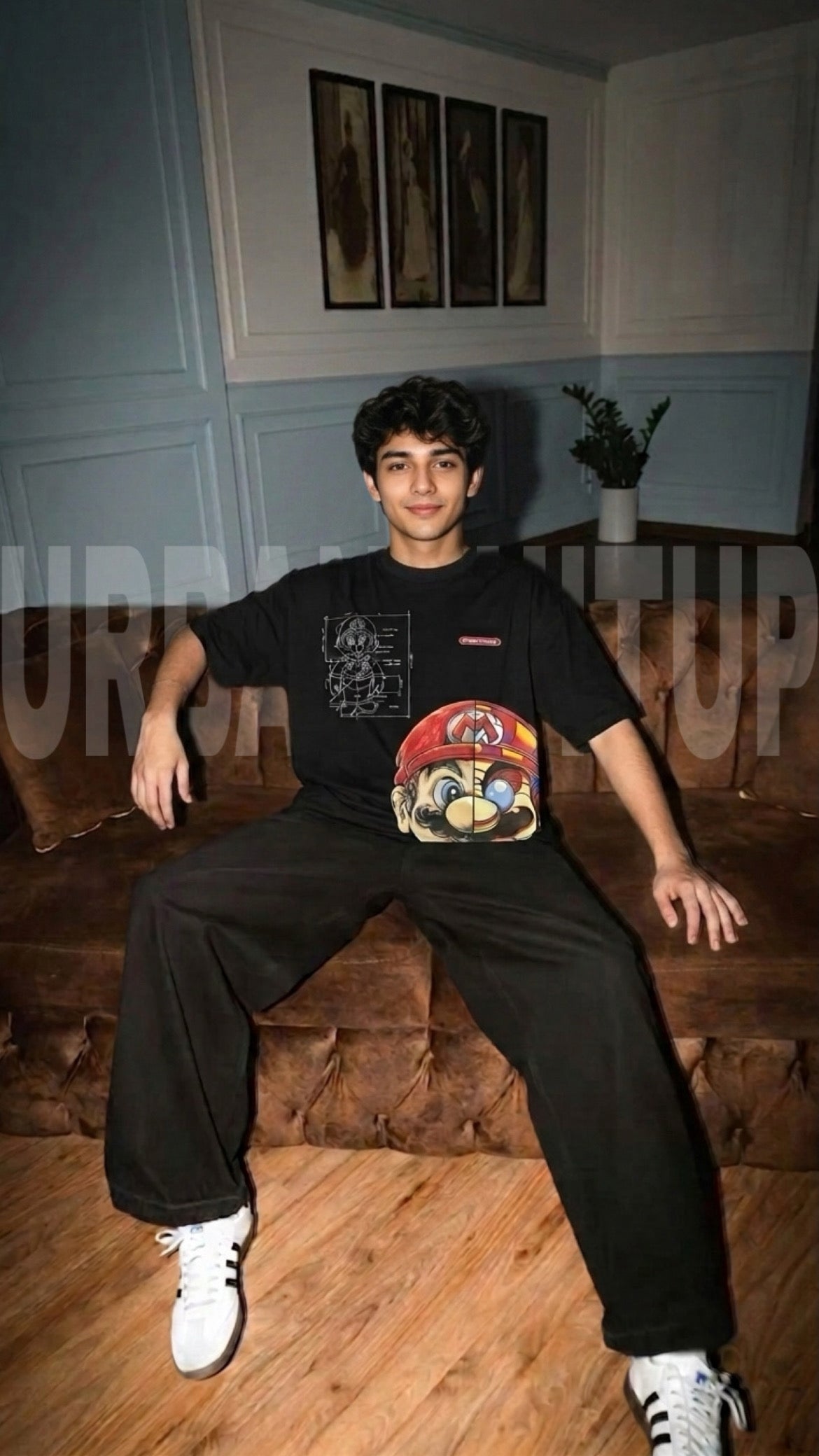 Mario Black oversized Tshirt